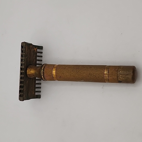 Vintage 1930s Gillette Reissue Brass 3 piece Safety Razor Gold Tone - Picture 3 of 9